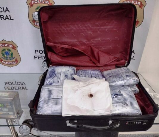 PF prende jovem com 13kg de maconha no Galeão/RJ
