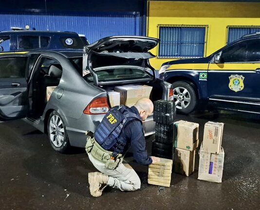 PRF apreendeu quase 3 milhões em drogas, hoje, após perseguição em Torres/RS