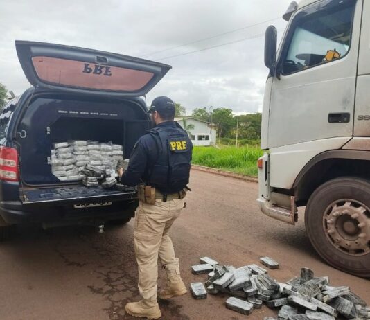 PRF apreende 81 Kg de cocaína e 52 Kg de maconha em Terenos (MS)