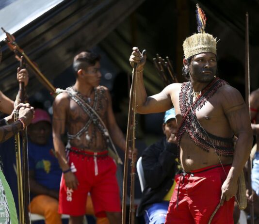 Ministério da Saúde declara emergência em saúde em território yanomami