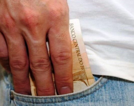Governo Riedel paga salários de 86 mil servidores no dia 3/2, e injeta R$ 406 milhões na economia