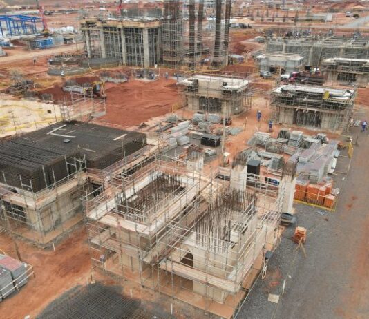 Sanesul conclui estudo de ampliação do sistema de esgotamento sanitário de Ribas, que recebe nova fábrica