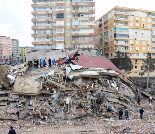MUNDO: Para sírios, terremoto foi ‘pior que as bombas’