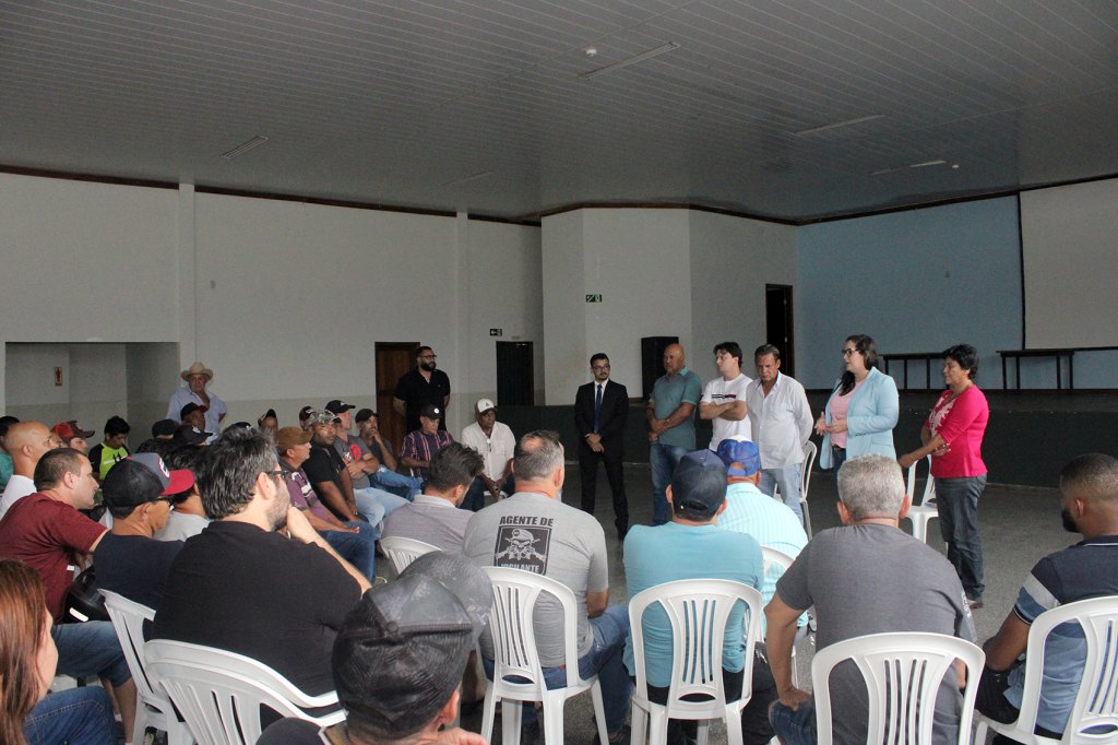 170323-prefeita-de-navirai-anuncia-concessao-de-30-de-adicional-de-periculosidade-aos-vigias-1-1024x682