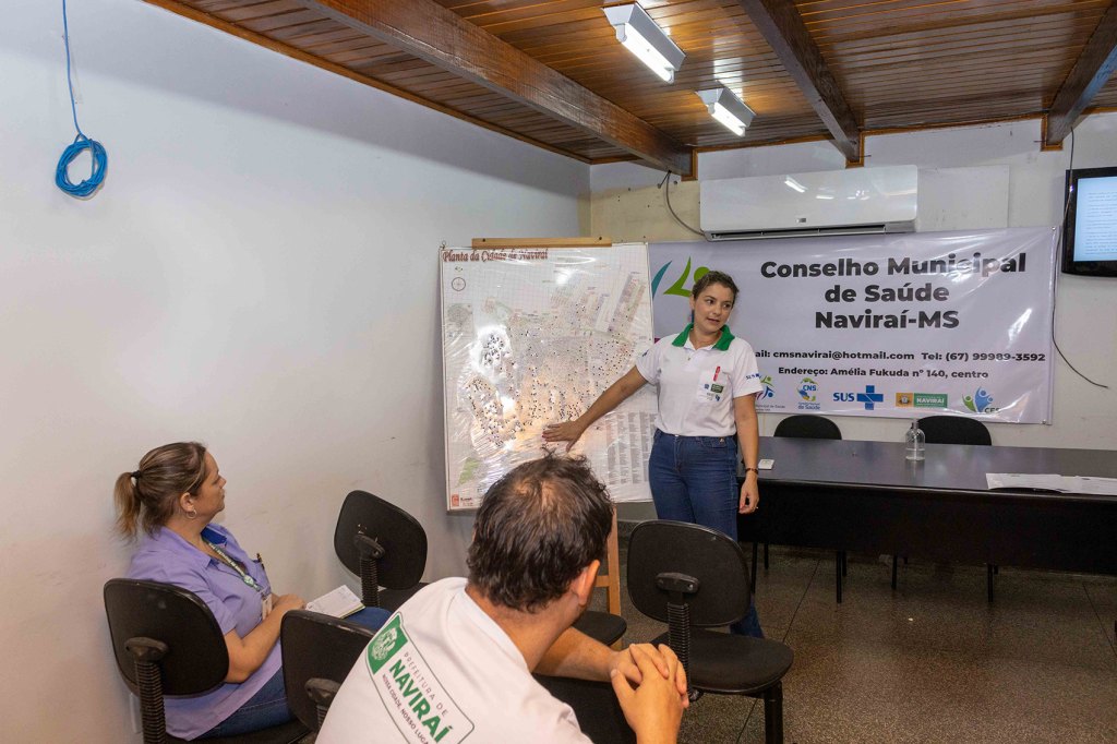 300323-saude-de-navirai-promove-reuniao-do-comite-de-combate-ao-aedes-aegypti-4-1024x682