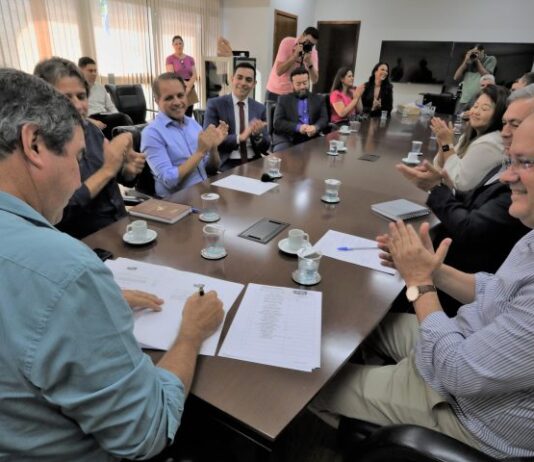 Governador de MS assina convocação de 198 novos policiais civis, que vão reforçar segurança pública