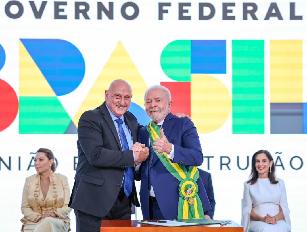Goncalves-Dias-ministro-GSI-1