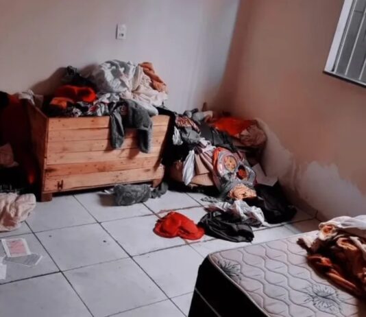 Mulher deixa filhos de 7 e 10 anos em casa e faz viagens com o marido pelo Brasil