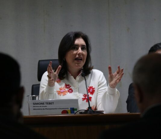 SÓ PARA 2024 Tebet garante aumento do salário mínimo acima da inflação