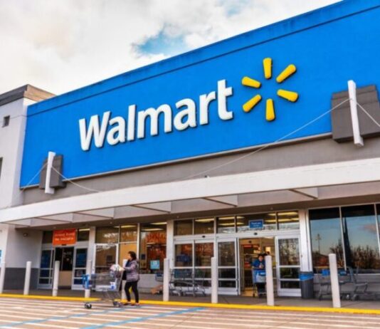 Walmart demite mais de 2 mil funcionários apenas nos EUA