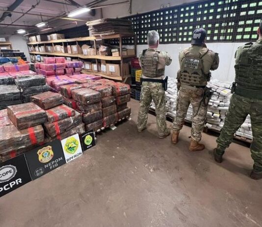 PF, BPFRON, COPE e BOPE apreendem 1 tonelada de maconha na fronteira Brasil-Paraguai