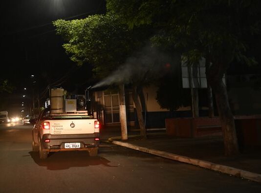 Saúde de Itaquiraí pulverizou toda a cidade com o fumacê no final de semana