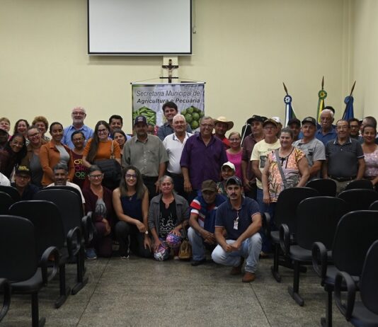 ITAQUIRAÍ: Prefeitura lança projeto para auxiliar os pequenos produtores na produção e armazenamento de silagem