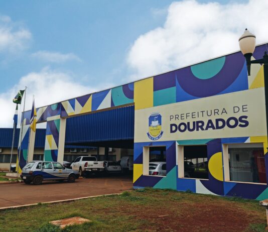 DOURADOS: Prefeitura abre concurso com 375 vagas e salário até R$ 5.370