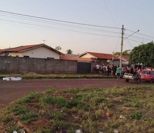 TRAGÉDIA: Jovem morre em acidente de moto no bairro Dioclécio Artuzi, em Dourados (MS)