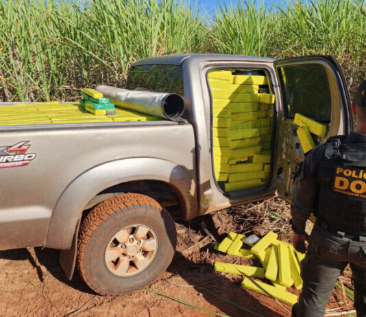 Em Itaquiraí carga de maconha avaliada em R$ 4,5 milhões é apreendida em Hilux com placas falsas