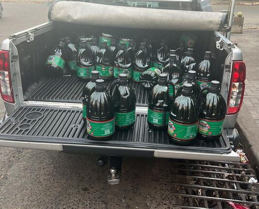 PF prende quatro pessoas e apreende dois veículos durante ação contra o contrabando em Foz do Iguaçu/PR
