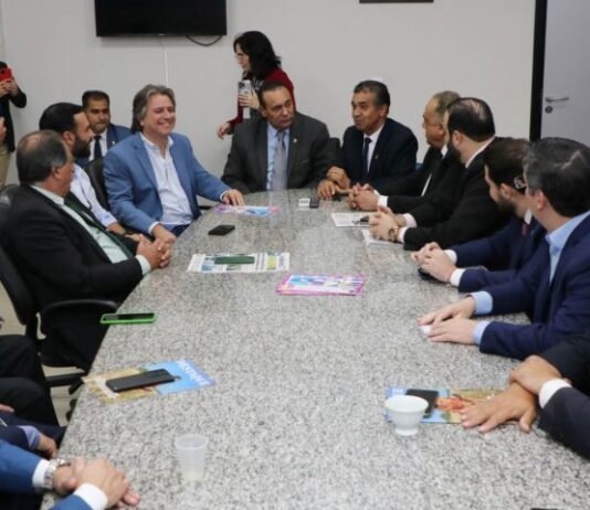 C. GRANDE: Secretário de Governo visita Câmara, ouve demandas e estreita relação municipalista