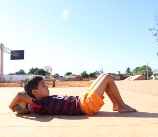 CAMPO GRANDE: Moradores comemoram nova praça e asfalto que vai chegar no Tijuca II