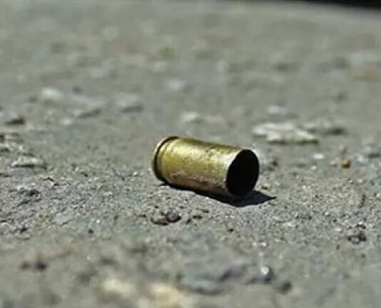 Suspeitos trocam tiros com policias militares e um bandido acaba morto em Campo Grande (MS)