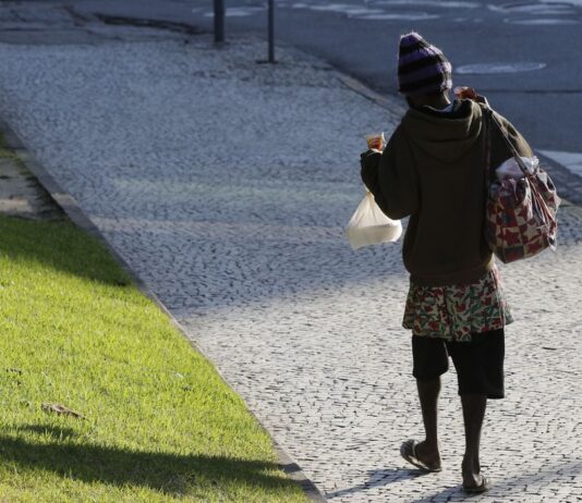 Moraes dá 120 dias para elaboração de plano para população de rua