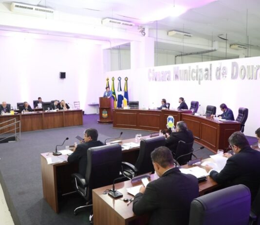 Vereadores de Dourados aprovam 14 projetos de lei