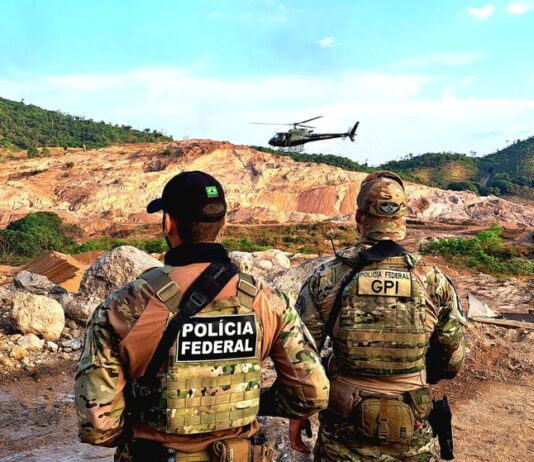 Operações ambientais da PF resgatam nove trabalhadores em condições precárias