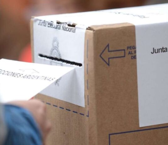 Argentinos votam, neste domingo, para definir candidatos de outubro