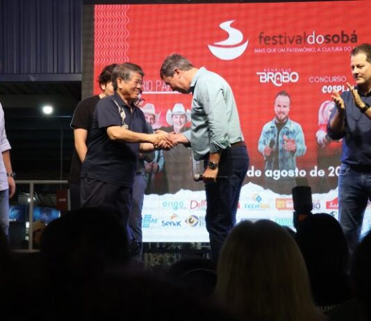 No 16º Festival do Sobá, governador de MS e vice de Okinawa reforçam aproximação cultural e comercial