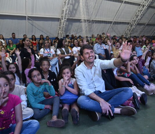 ITAQUIRAÍ: Consórcio Conisul e Itaipu apresentaram teatro sobre a coleta seletiva e preservação ambiental