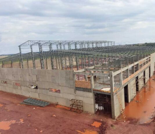 Novo Mundo Alimentos anuncia que término de cobertura da indústria será mês que vem