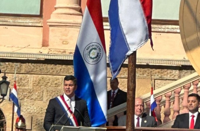 pose Presidente Paragauai