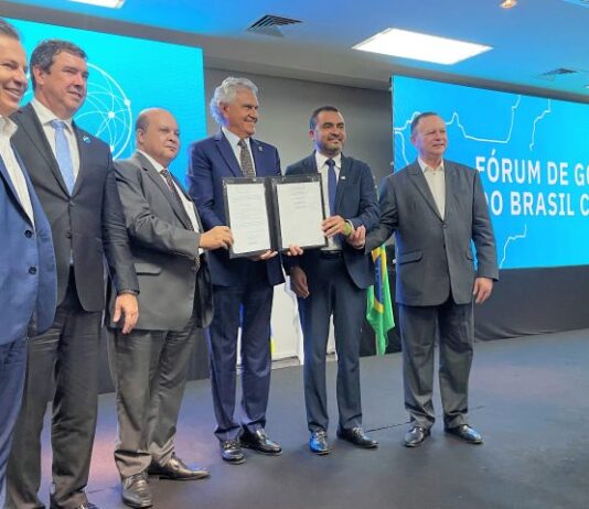 Riedel assina protocolo de intenções com governadores para ações conjuntas na segurança pública