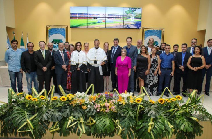 Governador-participa-da-posse-da-UEMS-Foto-Saul-Schramm-06-730x480