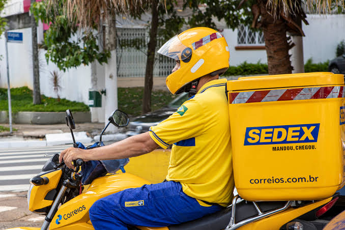 carteiro correio