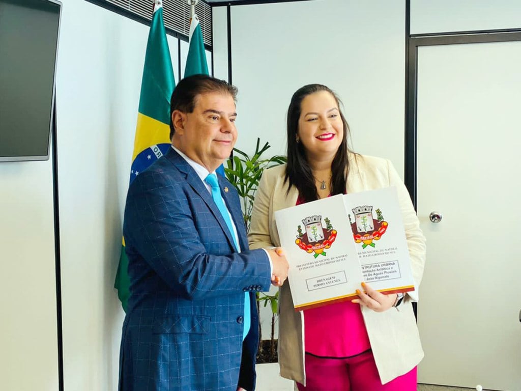 101023-prefeita-rhaiza-matos-anuncia-inicio-do-processo-licitatorio-para-construcao-de-creche-na-regiao-do-nelson-trad-1