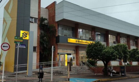 Governo de Mundo Novo faz pagamento dos servidores municipais com quase 15 dias de antecipação