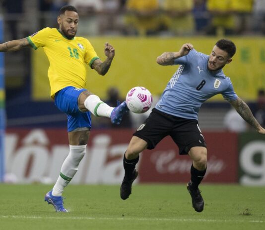 Seleção Brasileira tentará retomar vitórias. Brasil enfrenta hoje o Uruguai em Montevidéu
