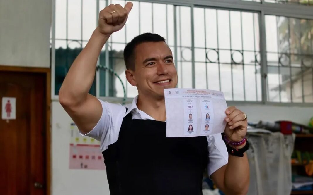 DANIEL NOBOA