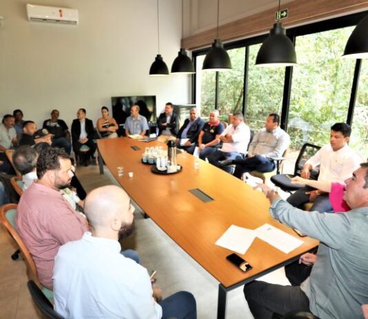 Com foco na preservação, governador recebe reivindicações do setor da pesca em MS