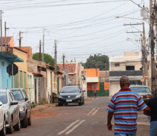 CAMPO GRANDE: Governo do Estado regulariza mais de 300 moradias no Aero Rancho