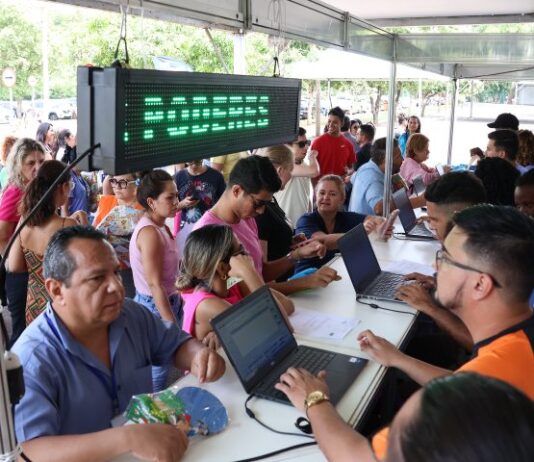 Corrida dos Poderes: atletas recebem kits e se preparam para a largada neste sábado às 17h30