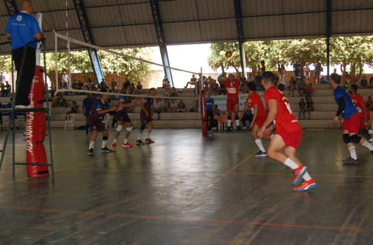 Paranaiba-e-Gloria-de-Dourados-sediam-mais-duas-regionais-da-Liga-MS-de-Voleibol-2-730x480