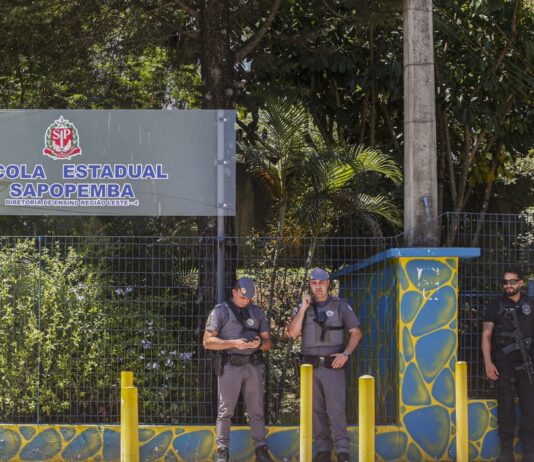 MENOR faz ataque a tiros em escola e assassina aluna em São Paulo