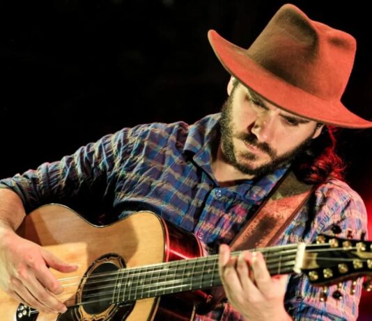 C. GRANDE: feriado tem shows do MS 46 anos no Parque das Nações e teatro de graça no 5º Eteca