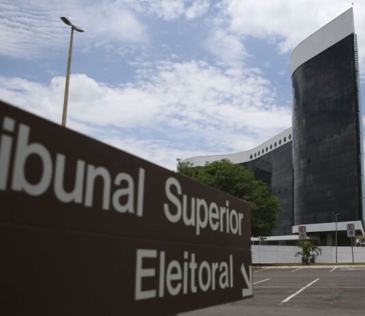 Partidos têm até este domingo (30) para prestar contas do fundo partidário de 2023