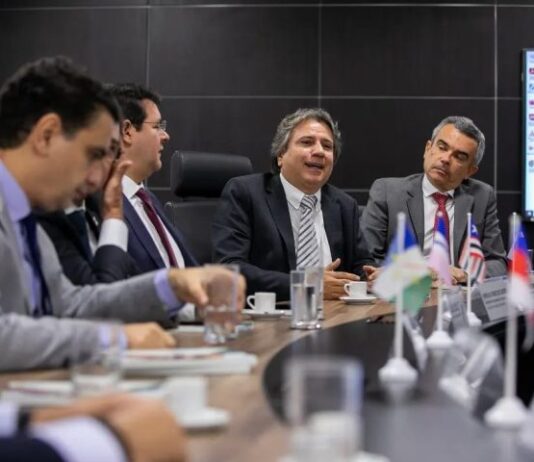 MS participa da cerimônia de acordo entre Planejamento e Conselho de Secretários Estaduais