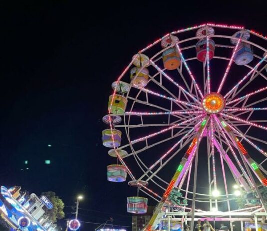 DOURADOS ganha Roda Gigante com 16 metros de altura para a festa de Natal