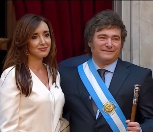Javier Milei toma posse como novo presidente da Argentina