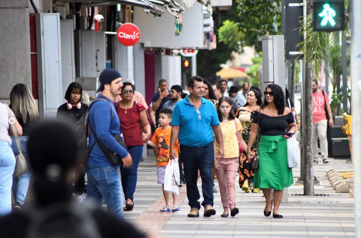 Movimento-comércio-Foto-Bruno-Rezende-03-730x480